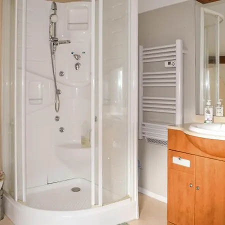 Holiday home Beautiful In Jumilhac-le Grand With Kitchen *