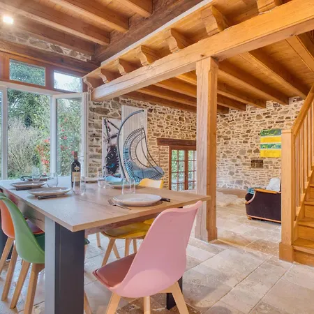 Holiday home Beautiful In Jumilhac-le Grand With Kitchen *